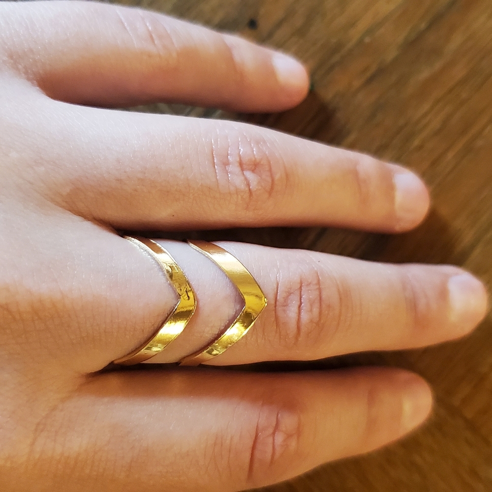 NWOT Gold Arrow Layer Ring - Picture 8 of 8